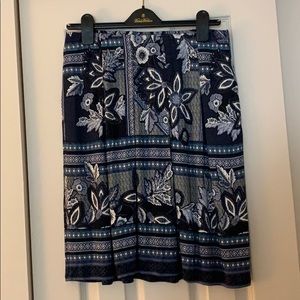 💙 Navy floral elastic waist skirt